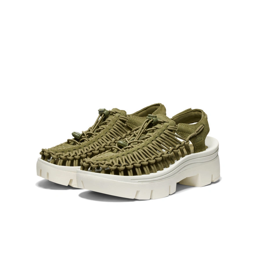 UNEEK PLT: Martini Olive & Stjerne Hvid. Unisex fodtøj, perfekt til enhver lejlighed.